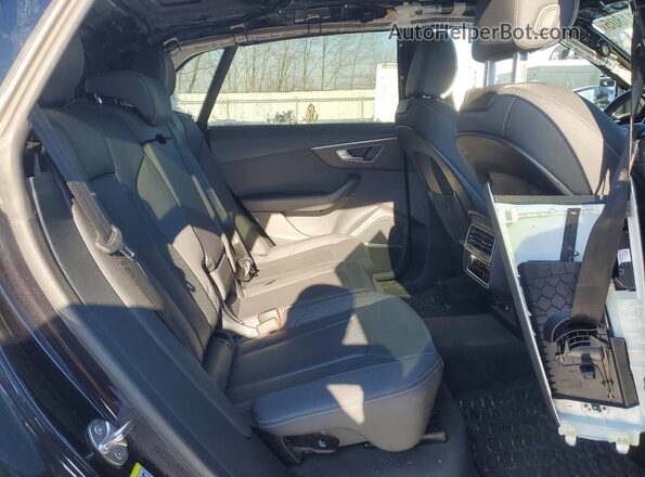 WA1EVAF17MD005444 2021 AUDI Q8 Black 