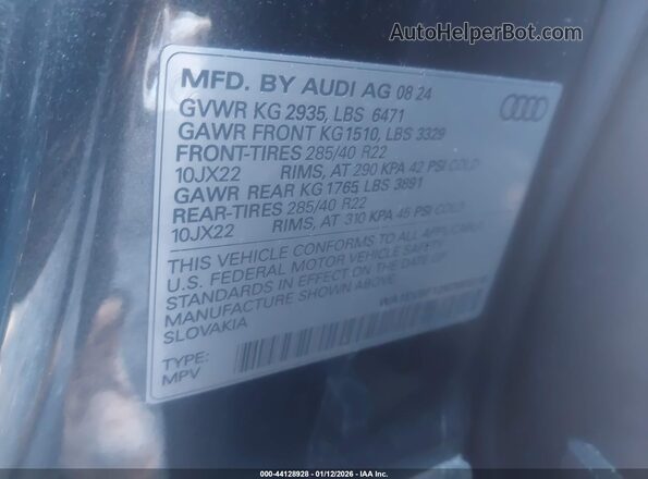 WA1EVBF12SD003216 2025 AUDI Q8 Gray Engine compartment view
