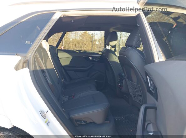 WA1EVBF14ND007756 2022 AUDI Q8 White VIN կոդի պիտակի տեսք