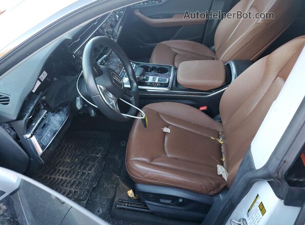 WA1EVBF18KD034731 2019 AUDI Q8 White Front interior view