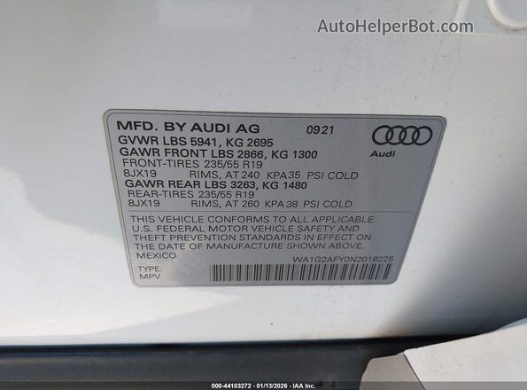 WA1G2AFY0N2018225 2022 AUDI Q5 White Engine compartment view