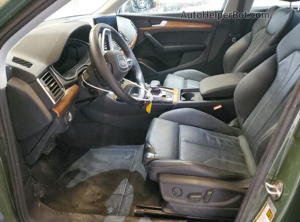 WA1G2AFY7R2087273 2024 AUDI Q5 Green Front interior view