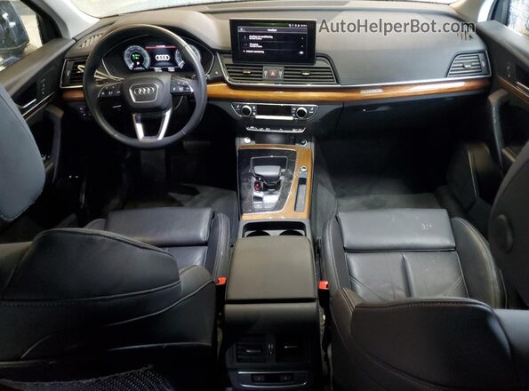 WA1G2AFY7R2087273 2024 AUDI Q5 Green Dashboard view