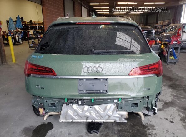 WA1G2AFY7R2087273 2024 AUDI Q5 Green Rear view