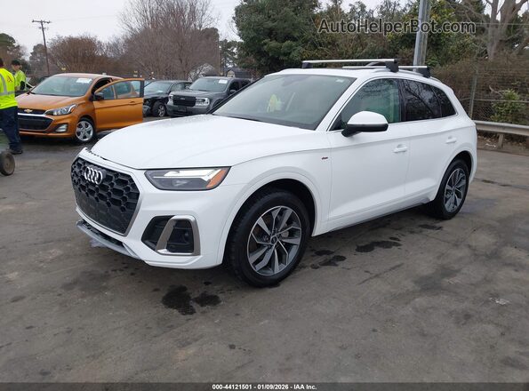 WA1GAAFY2P2097077 2023 AUDI Q5 White Առջևի ձախ երեք քառորդ տեսարան