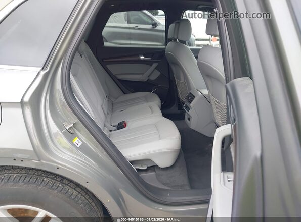 WA1GAAFY6P2118786 2023 AUDI Q5 Gray Вид наклейки з VIN-кодом