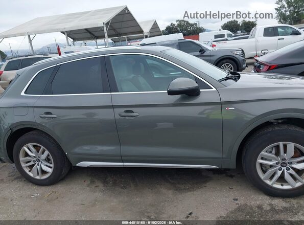 WA1GAAFY6P2118786 2023 AUDI Q5 Gray Вид задньої частини салону