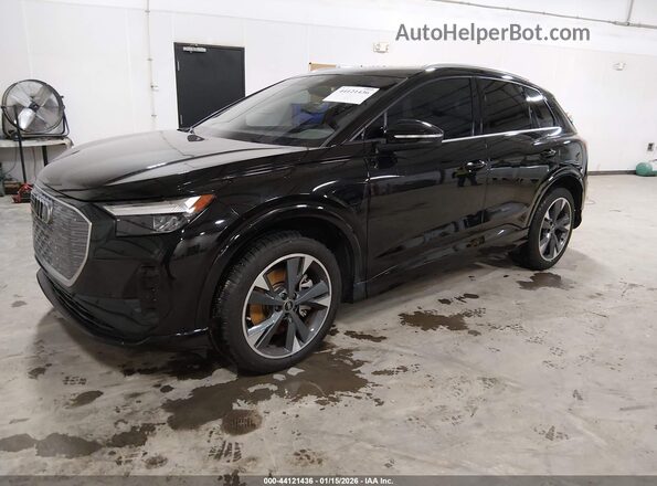 WA1H2BFZ1NP033824 2022 AUDI Q4 Черный Передняя левая четверть