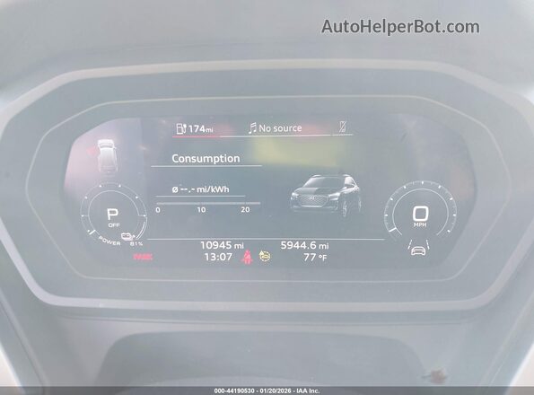 WA1H2BFZ9NP014423 2022 AUDI Q4 Black Widok tylnych siedzeń