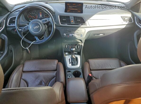 WA1HCCFS5HR010397 2017 AUDI Q3 Blue Вид панелі приладів