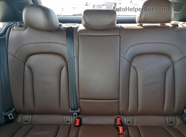 WA1HCCFS5HR010397 2017 AUDI Q3 Blue Вид задніх сидінь