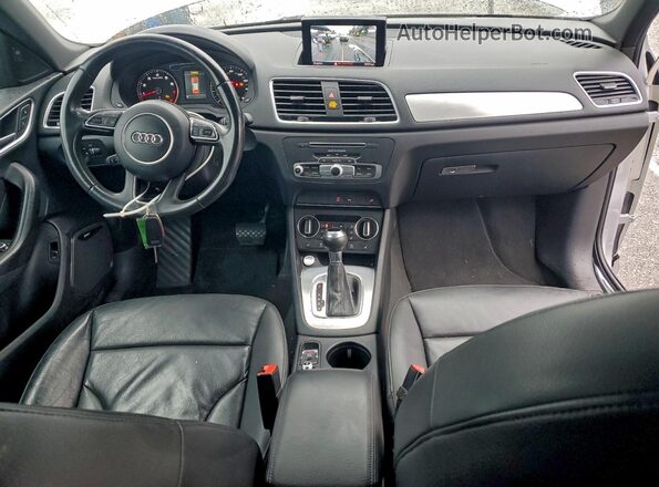 WA1HCCFS8JR026552 2018 AUDI Q3 Silver 