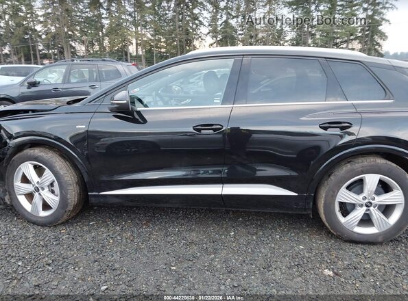 WA1KUBFZ6RP035901 2024 AUDI Q4 Black 