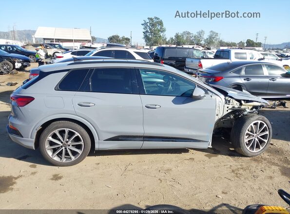 WA1KUBFZ8TP001403 2026 AUDI Q4 Gray Widok wnętrza 360 stopni