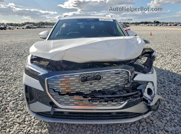 WA1L2BFZ6PP068467 2023 AUDI Q4 White 