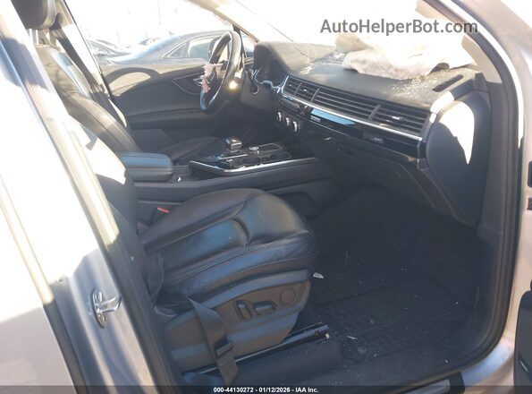 WA1LAAF74KD020097 2019 AUDI Q7 Gray წინა სალონის ხედი