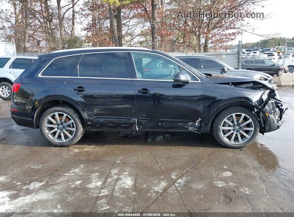 WA1LAAF79KD040040 2019 AUDI Q7 Black Rear interior view