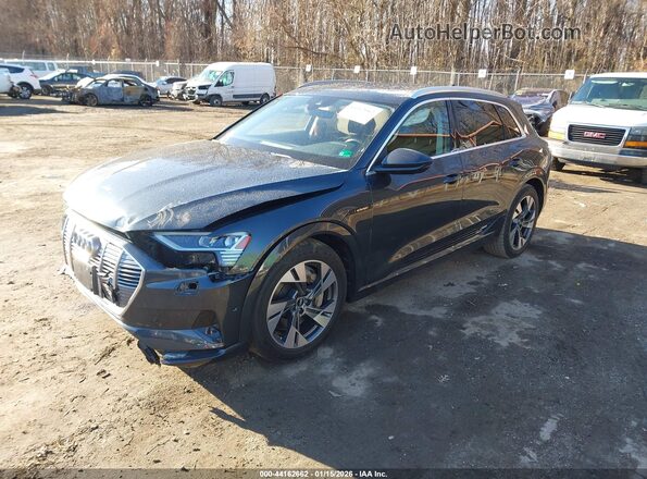 WA1LABGE0MB010040 2021 AUDI E-TRON Gray Przód lewy