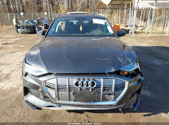 WA1LABGE0MB010040 2021 AUDI E-TRON Gray Widok zestawu wskaźników