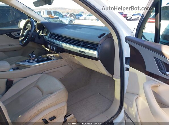 WA1LHAF76KD039570 2019 AUDI Q7 White წინა სალონის ხედი