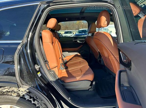 WA1LJAF77MD036345 2021 AUDI Q7 Black 