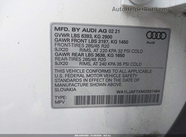 WA1LJAF7XMD031494 2021 AUDI Q7 White Engine compartment view
