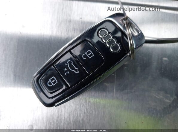WA1LJAF7XMD031494 2021 AUDI Q7 White Dashboard view