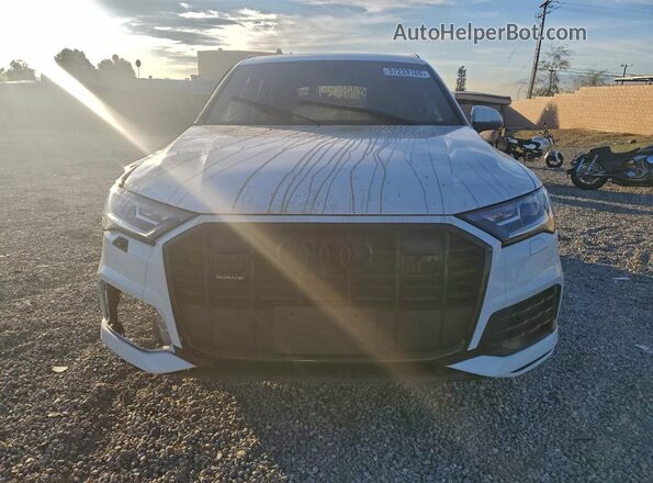 WA1LJBF73ND018139 2022 AUDI Q7 White Դիմացի տեսք