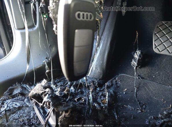 WA1MUBFZ7SP064919 2025 AUDI Q4 Black 