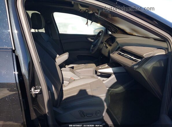 WA1MUBFZ7SP064919 2025 AUDI Q4 Black 