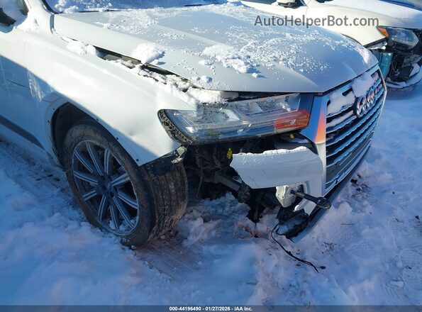 WA1VAAF75JD013344 2018 AUDI Q7 White Widok z przodu