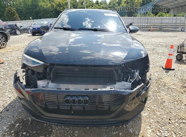 WA1VAAGEXMB030735 2021 AUDI E-TRON Black Front view