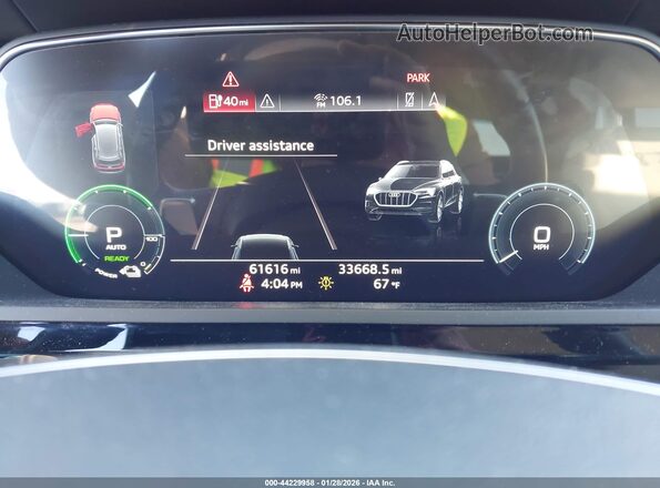 WA1VABGE4KB010161 2019 AUDI E-TRON Синий Вид задних сидений