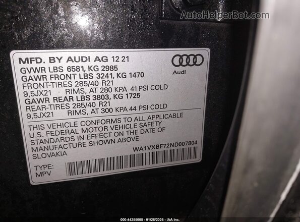 WA1VXBF72ND007804 2022 AUDI Q7 Black Widok komory silnika