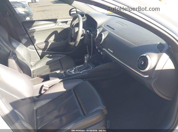 WAUAUGFFXLA006011 2020 AUDI OTHER White Սալոնի դիմացի տեսք