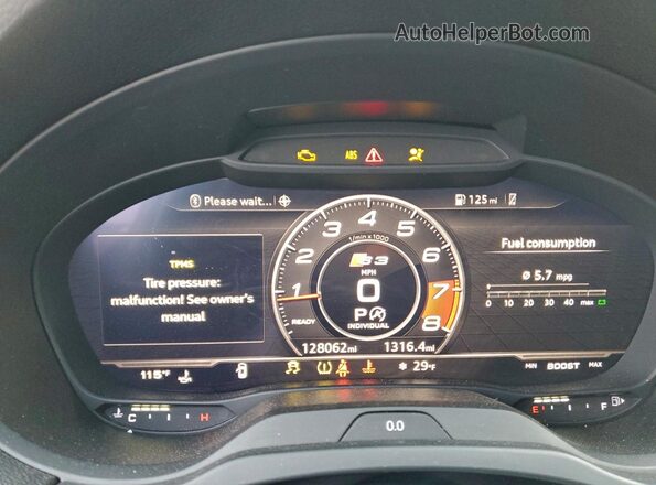 WAUB1GFF0H1011285 2017 AUDI S3 Charcoal ხელსაწყოთა პანელის ხედი