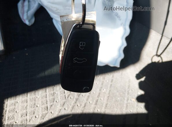WAUB1GFF8H1023281 2017 AUDI S3 Yellow Widok deski rozdzielczej