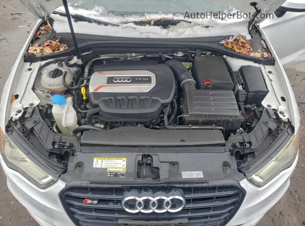 WAUB1HFF1G1007024 2016 AUDI S3 White Вид задньої частини салону