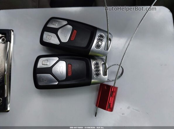 WAUB4AF41LA050298 2020 AUDI S4 Красный Вид панели приборов