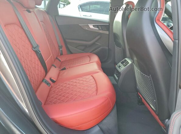 WAUB4AF46LA060597 2020 AUDI S4 Gray Вид задньої частини салону