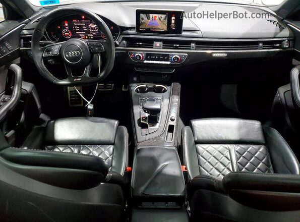 WAUB4AF48KA030953 2019 AUDI S4 Gray Widok deski rozdzielczej