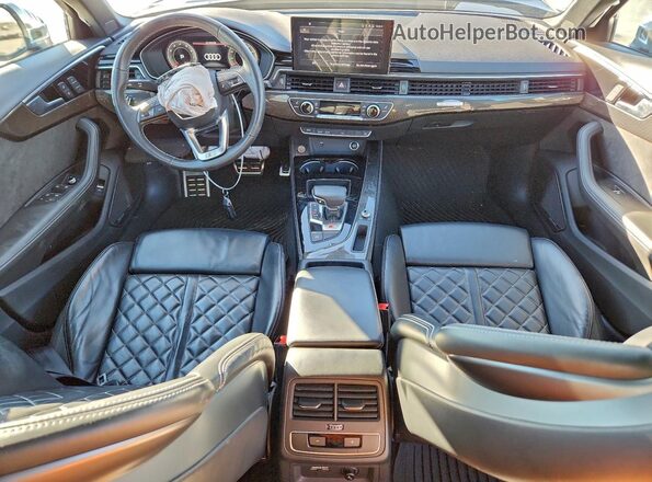 WAUB4AF49MA026218 2021 AUDI S4 Black Dashboard view