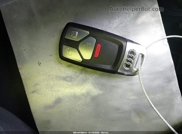 WAUB4CF56PA014553 2023 AUDI S5 Red Вид панелі приладів