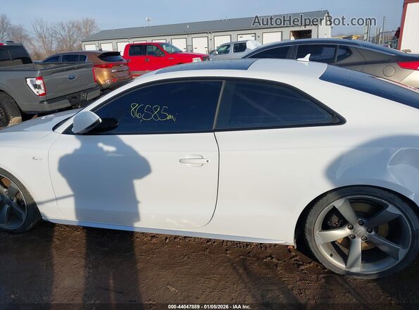 WAUC4AFR5GA045174 2016 AUDI S5 White 360 interior view