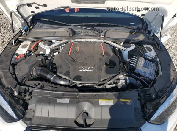 WAUC4CF50NA015621 2022 AUDI S5 White Вид задньої частини салону