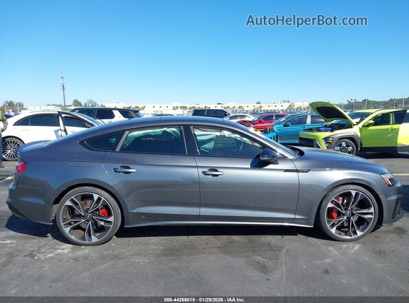 WAUC4CF59MA062810 2021 AUDI S5 Черный Вид задней части салона