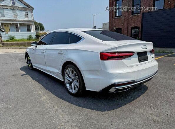 WAUCBCF5XMA061395 2021 AUDI OTHER White Հետևի աջ