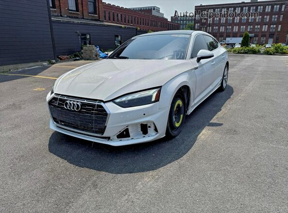 WAUCBCF5XMA061395 2021 AUDI OTHER White Հետևի ձախ