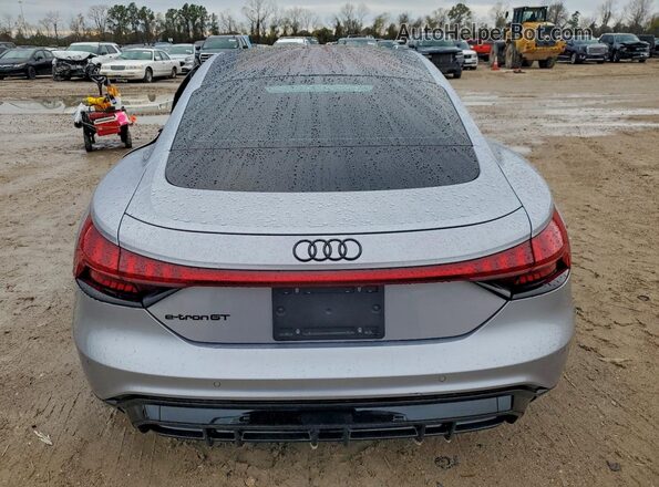 WAUCJBFWXP7008137 2023 AUDI E-TRON Silver უკანა ხედი