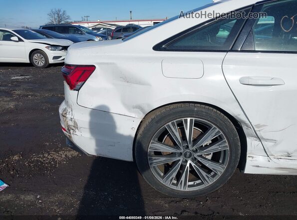 WAUD3BF25NN062398 2022 AUDI OTHER White Widok z przodu